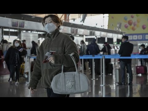 Канада и Австралия требуют от прибывающих из Китая пройти тест на COVID-19