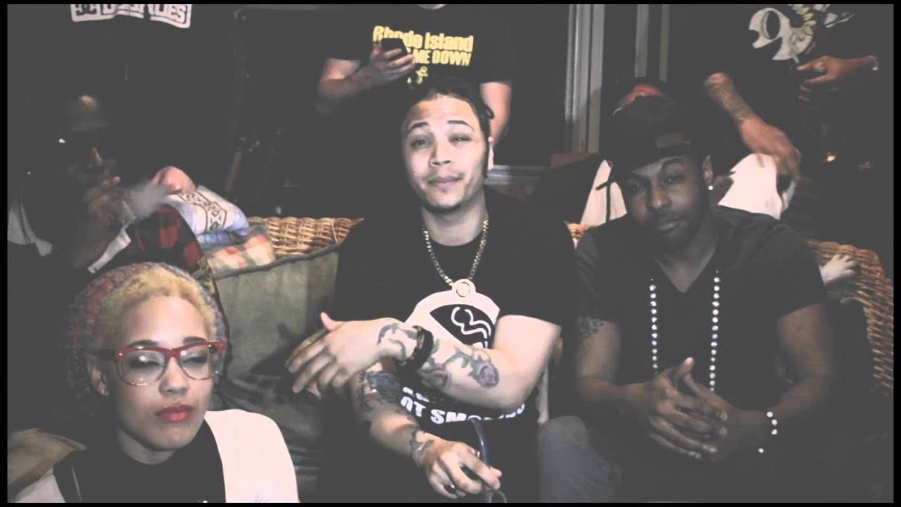 J-EA - Roll Up "That Grass" Produced by: FLOSSTRADAMUS (OFFICIAL VIDEO)