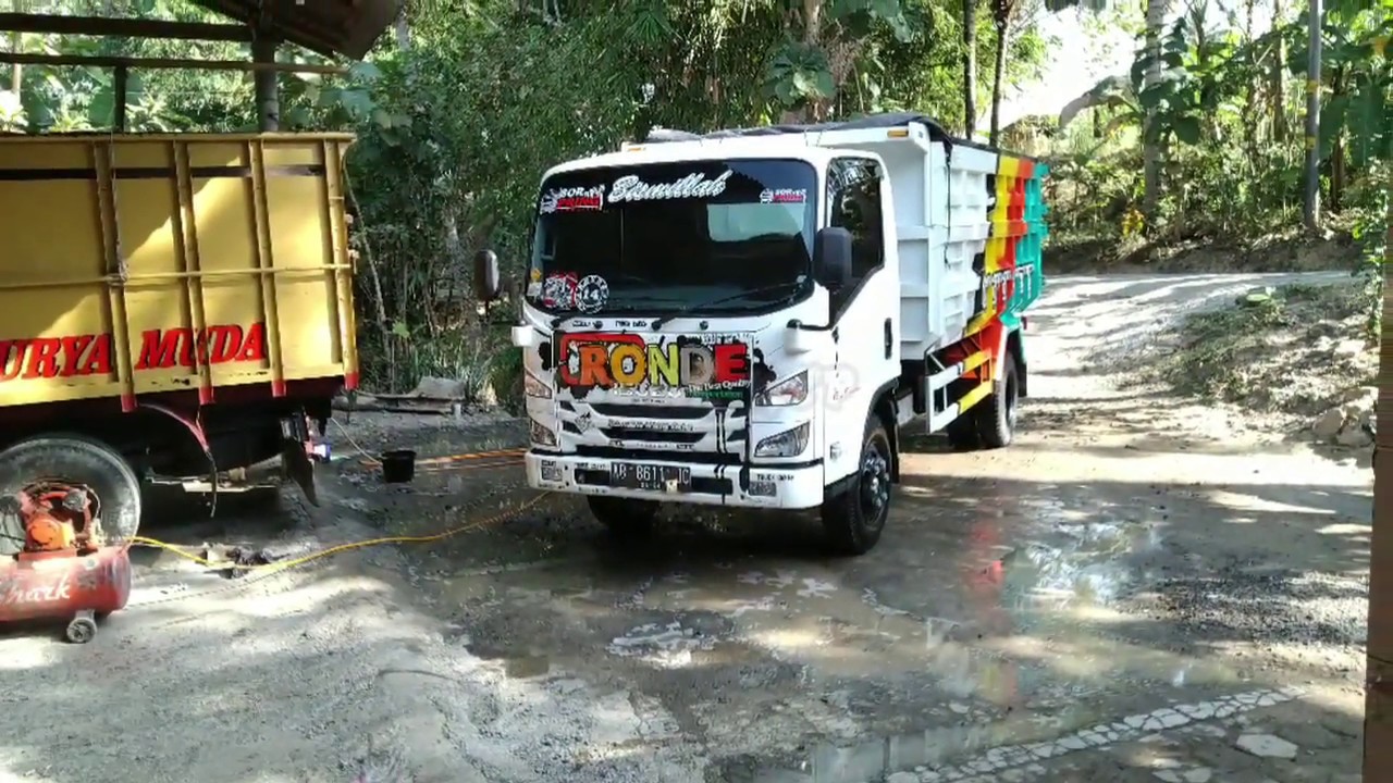  Truck  dump  Modifikasi  Cahaya sejati Isuzu ELF  NMR71HD 