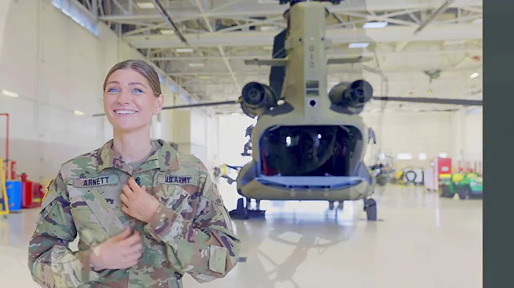 CH-47 Chinook crew chief with the ALNGs