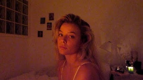 Marina Reche - Mil Preguntas (Videoclip Oficial)