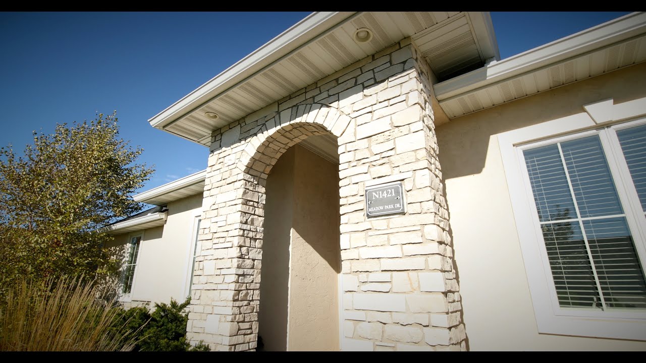 N1421 MEADOW PARK Drive, GREENVILLE, WI 54942 Tiffany Holtz Real