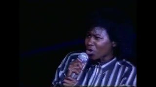 Video thumbnail of "Joan Armatrading - Willow - Live 1988"