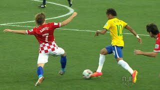 Neymar vs Croatia - 2014 World Cup / Group Stage | NEYMAR 2 GOALS IN HIS WORLD CUP DEBUT!