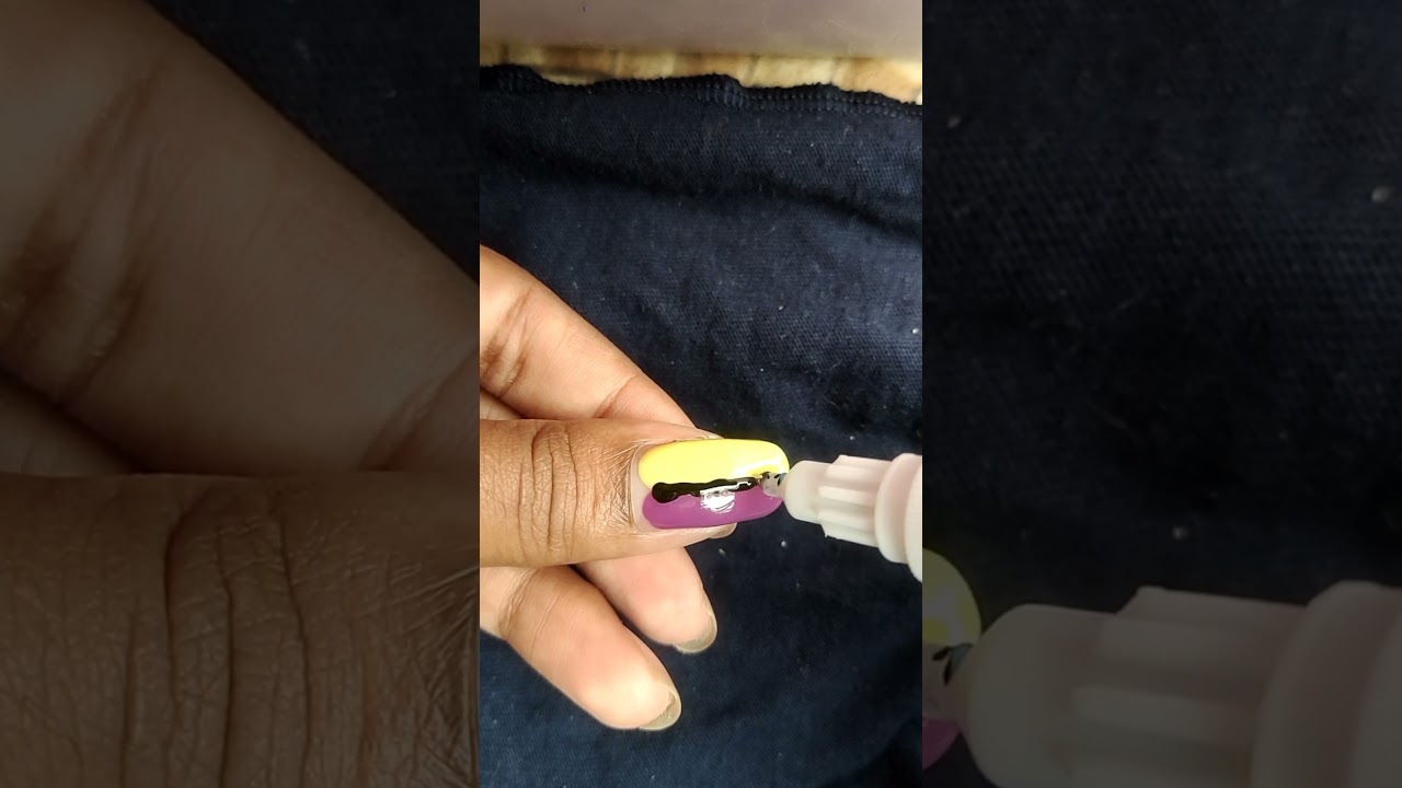 Easy nail art design 💅🏻💅🏻💅🏻