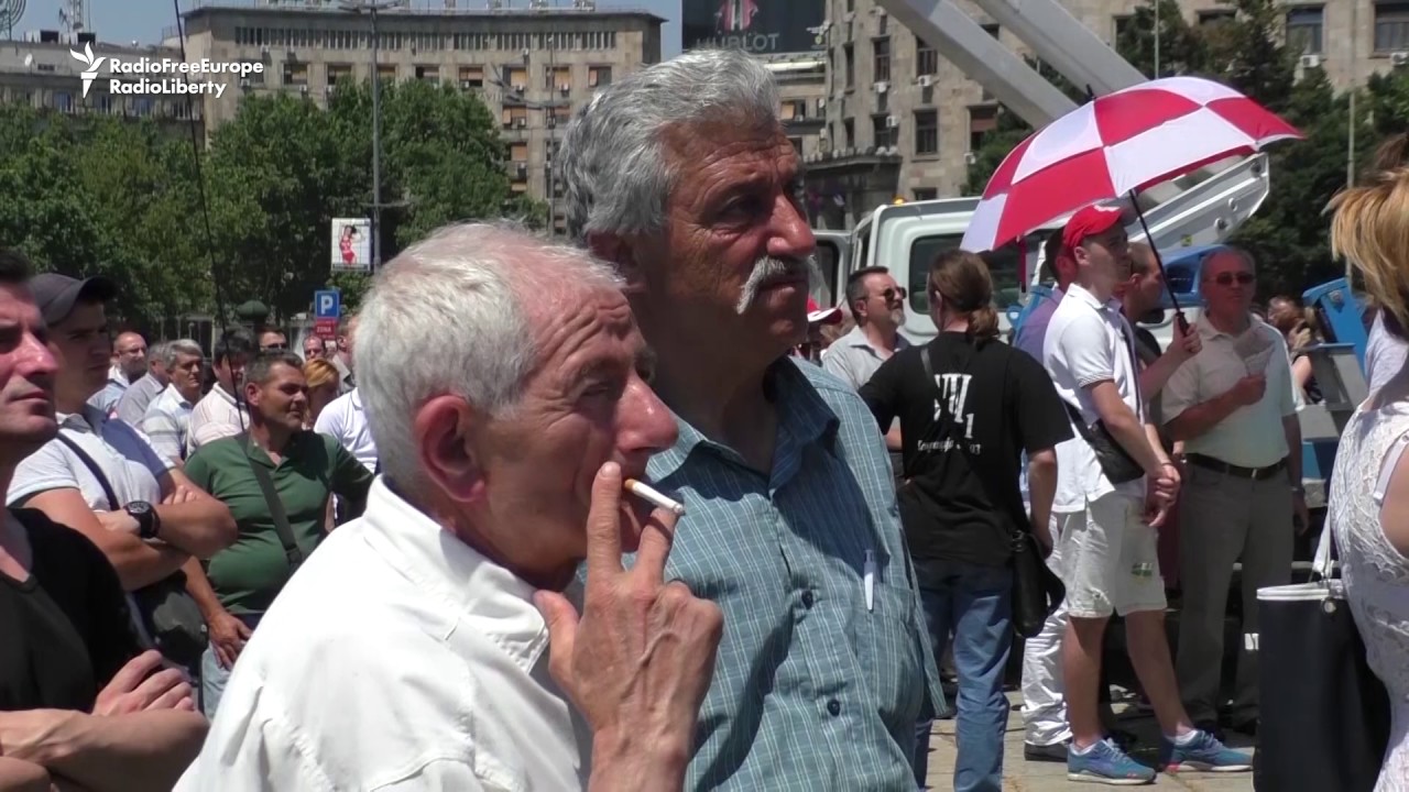 Vucic Sworn In As Serbian President Amid Protests