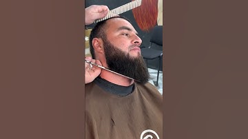Do you like this beard style? 😱 #mensgrooming #beardlove #beard #usafashion #usastyle #styleinspo