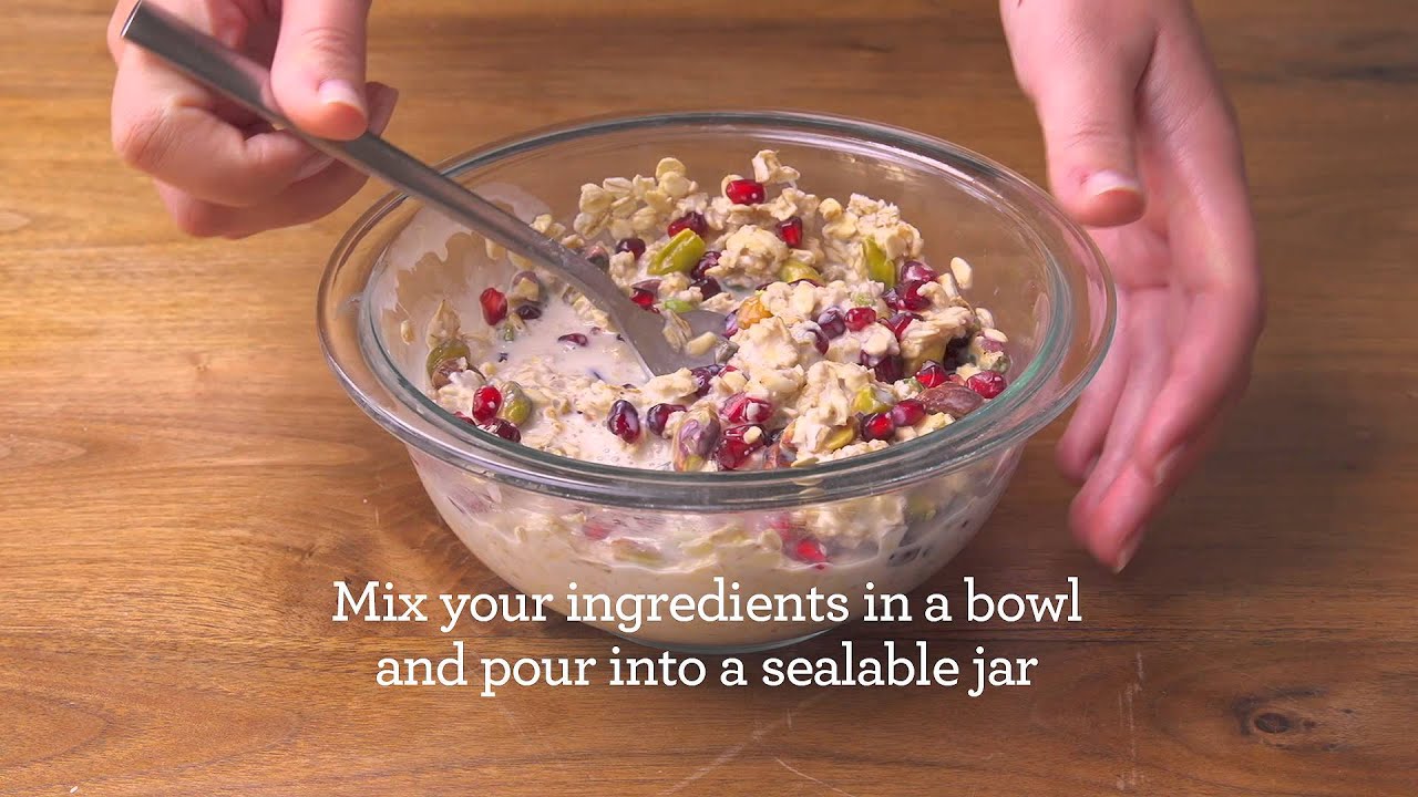 How to Make Pomegranate Pistachio Overnight Oats | Quaker - YouTube