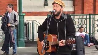 The Beatles, While my guitar gently weeps (Rob Falsini cover) - Busking in the streets of London, UK chords