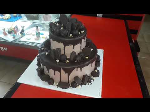 შოკოლადის ტორტი კამფეტებით, ტორტები შეკვეთით 593 756 700, \"გრანტის ტორტები\"