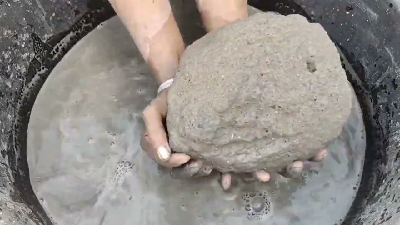 Gritty Crispy Sand cement chunks crumbling in water 💦#satisfying 