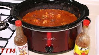In this easy cooking video, i make some chicken chili my crock pot
slow cooker. the ingredients to simple recipe are 2 24 oz cans of
pasta sauc...