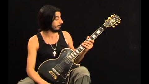 4 Notes Per String Tapping Lick in E Mixolydian - Shred Guitar Lesson