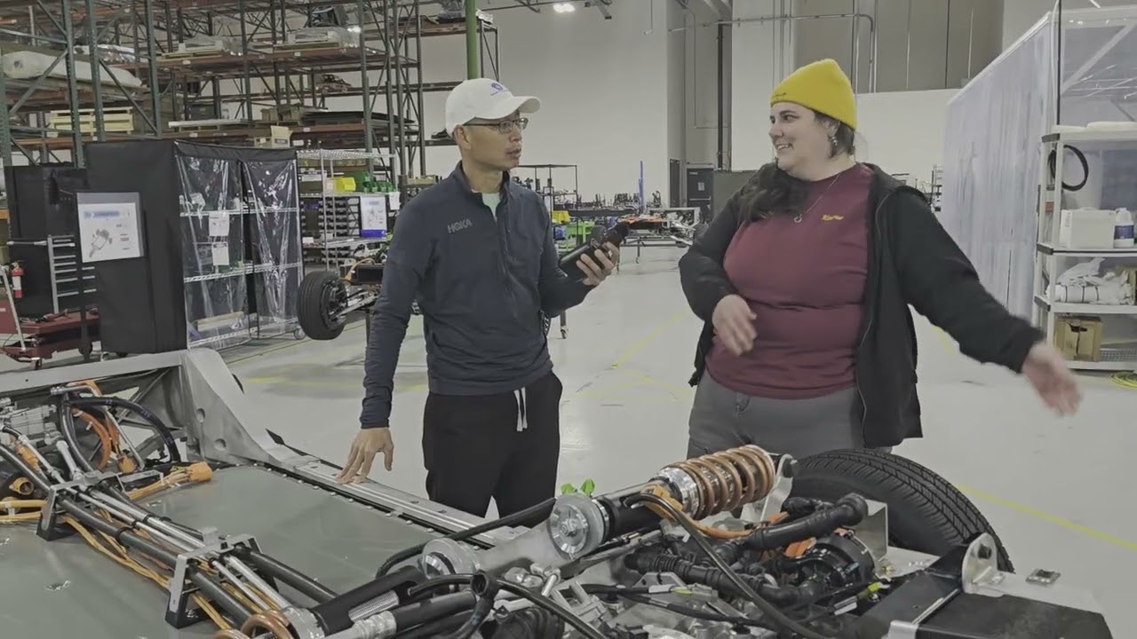 Экскурсия по сборочной линии с Джей Си - тур на завод Aptera, январь 2026 г.