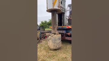 Rotary drilling equipment good tools and machinery make work easy #mahindra #borewell #well