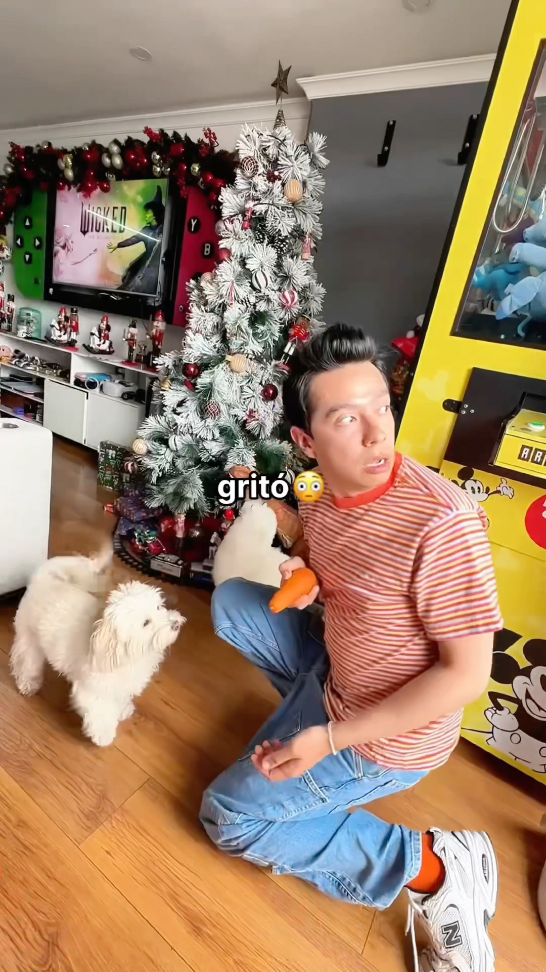 Mi Hemana Convirto una Zanahoria en Dinero @AmaraQueLinda ??