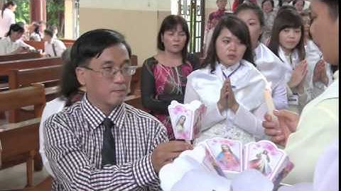 BÍ Tích rửa tội.