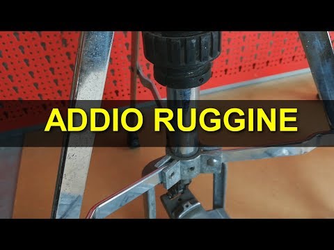 Video: Come si fa a togliere la ruggine dal vano batteria?