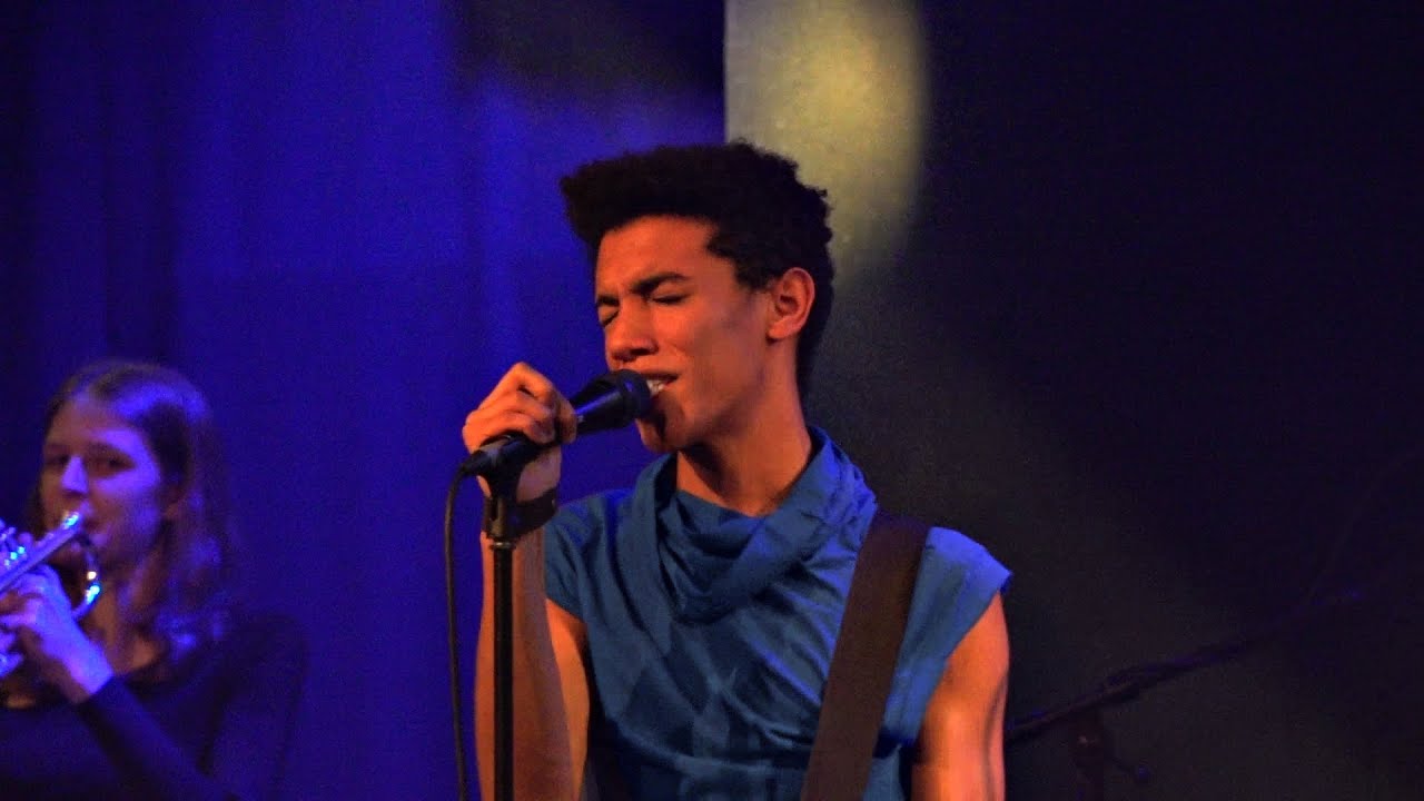 Mazaratee - Y do U do this 2 me? - Live