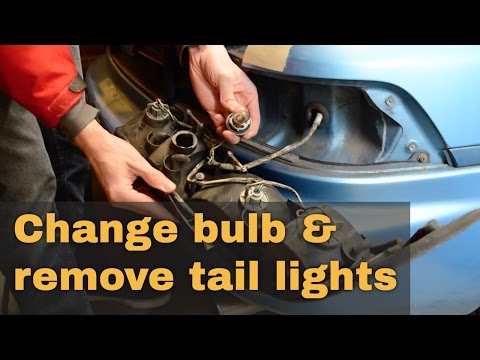 How to change rear bulb and remove tail lights - Toyota MR2
