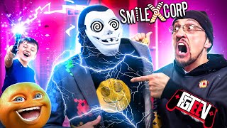 POOR ORANGES!  ESCAPE my EVIL BOSS while distracted by Shawn (SMILING X Corp FGTeeV Gameplay/Skit)