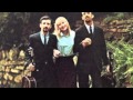 Peter, Paul, & Mary - Long Chain on