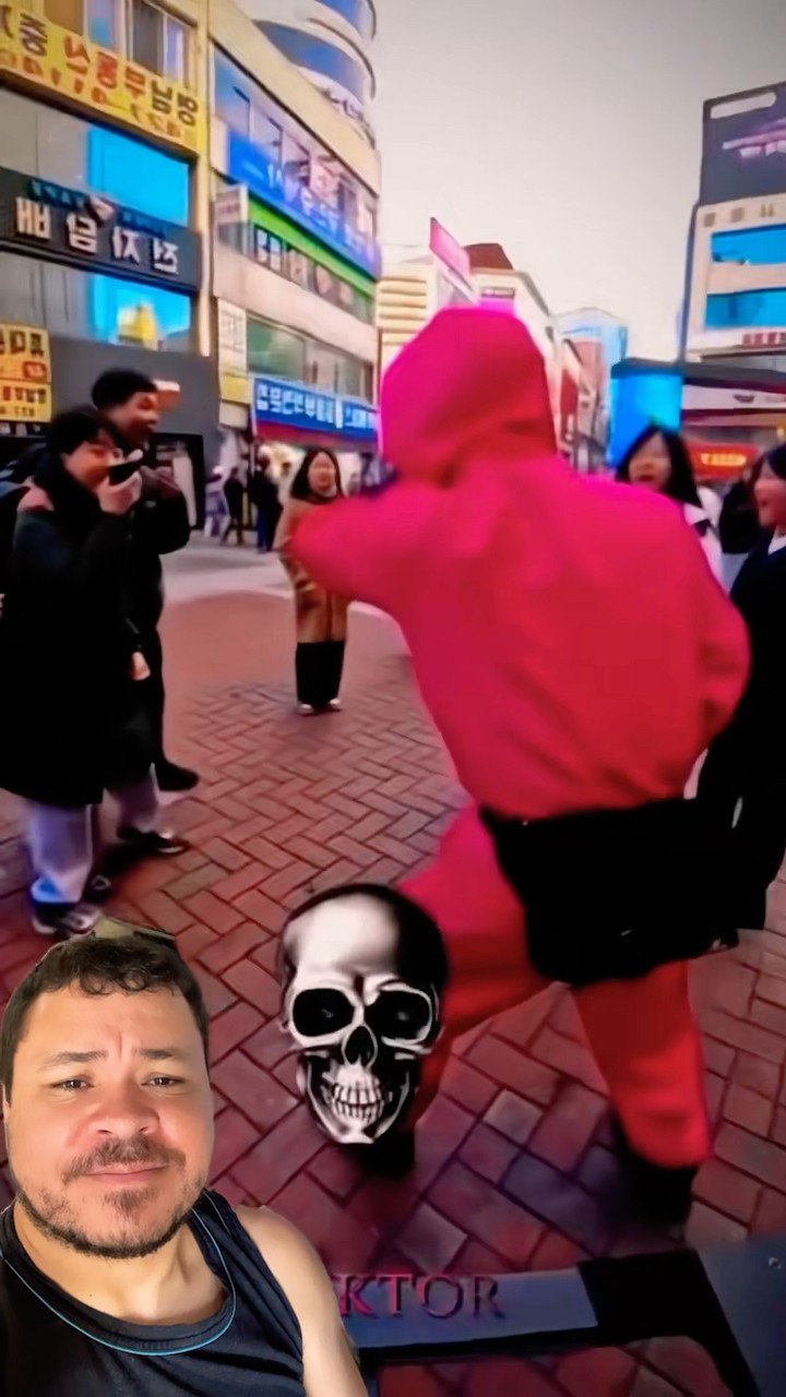 QUANDO PROVOCAM UM SOLDADO DO SQUID GAME #mayumigames #squidgame #shortsvideo