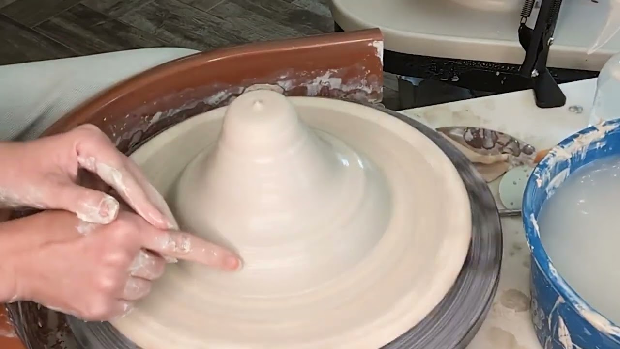 Making a Wide Rim Bowl — pottery tutorial — The Studio Manager