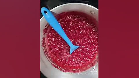 Metallic red candy apples