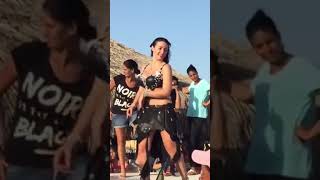 رقص ع الطبله مع صافيناز #رقص_مصري #طبلة #رقص #صافيناز#رقص_شرقي#dance