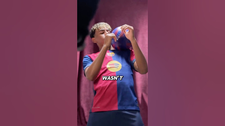Lamine Yamal said no to Barça's number 10 - and here's why. 😳