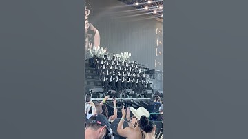 Coachella 2025 🏜️ #dance #tutting #coachella #alok #tut #geometry