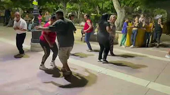 Plaza de Armas. Torreón Coahuila. Viernes de baile "Cumbia Majagualera"