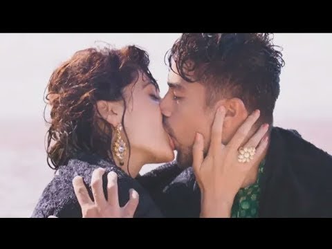 Taapsee Pannu Kissing In Dil Juunglee 2 Hot Kiss