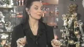 Crystal Gayle - Interview -  Christmas - Crystal&#39;s for fine gift and jewelry