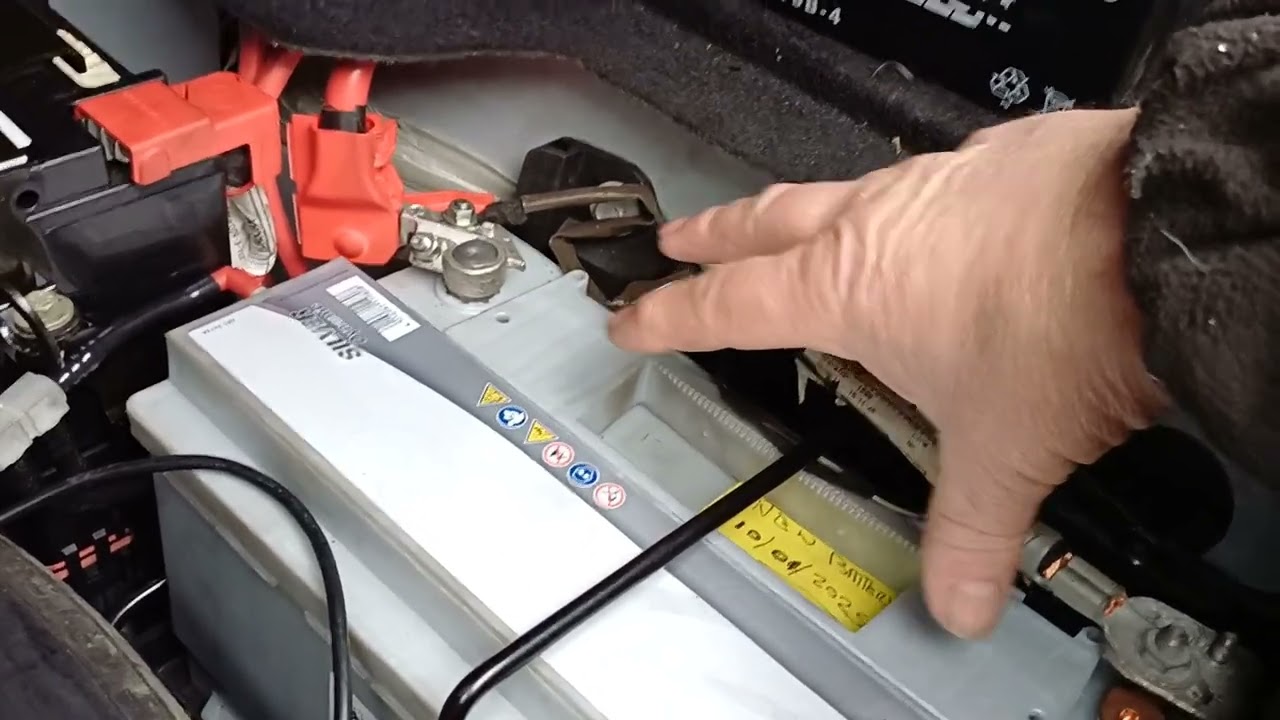 Jaguar XF Battery swap the easy way! successful!