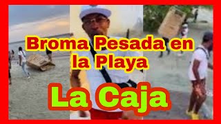 broma pesada La caja en la Playa