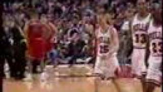 Bulls vs Bullets 1997 - Game 1 - Michael Jordan 29 points