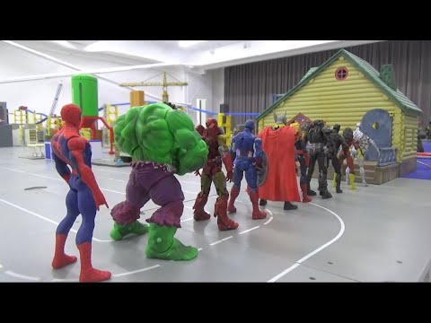 Spiderman 10 Super <strong>Heroes</strong> shack toys <strong>play</strong> 스파이더맨 10명 슈퍼히어로 통나무집 장난감 놀이