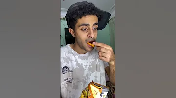 الفرق بين الولاد والبنات لما ياكلوا شيتوس 