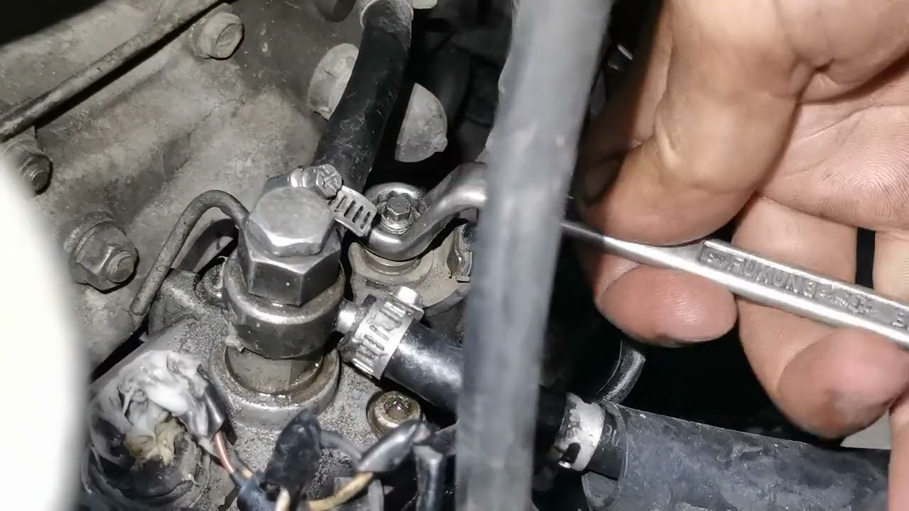 fuel setting 1kz te diesel pump - YouTube