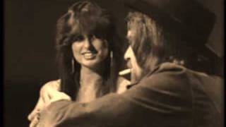 Video thumbnail of "Waylon Jennings   Turn The Page"