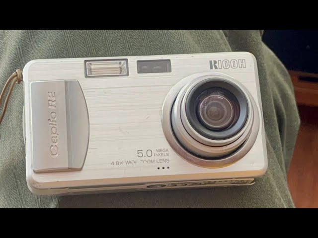 How to use the RICOH CAPLIO R2 digital camera - YouTube