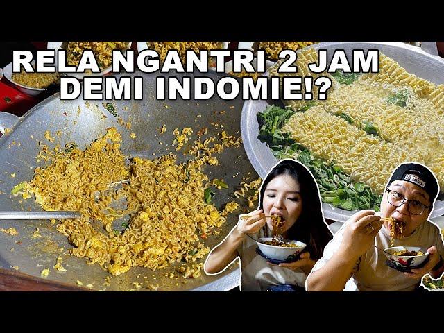 HARUS DAFTAR DEMI MAKAN INDOMIE BECEK VIRAL DI HALTE BUS !! LAKU RATUSAN PORSI CUMA BEBERAPA JAM !! class=