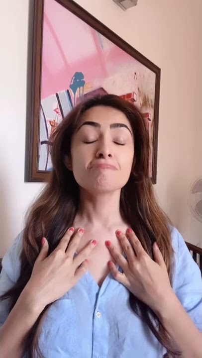 #necklines exercises you always wanted! Try now! #faceyogabyvibhutiarora #NeckAgeing #FaceYoga #lift