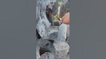 tiểu cảnh thác nước đá tự nhiên