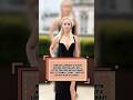 JENNIFER LAWRENCE IS WORTHAROUND $160 MILLION, BUTALOT OF THE VIRAL DETAILS ABOUTHER "