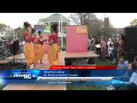 Khmer New Year 2011: Bopha Lokey by Apsara Dance T...