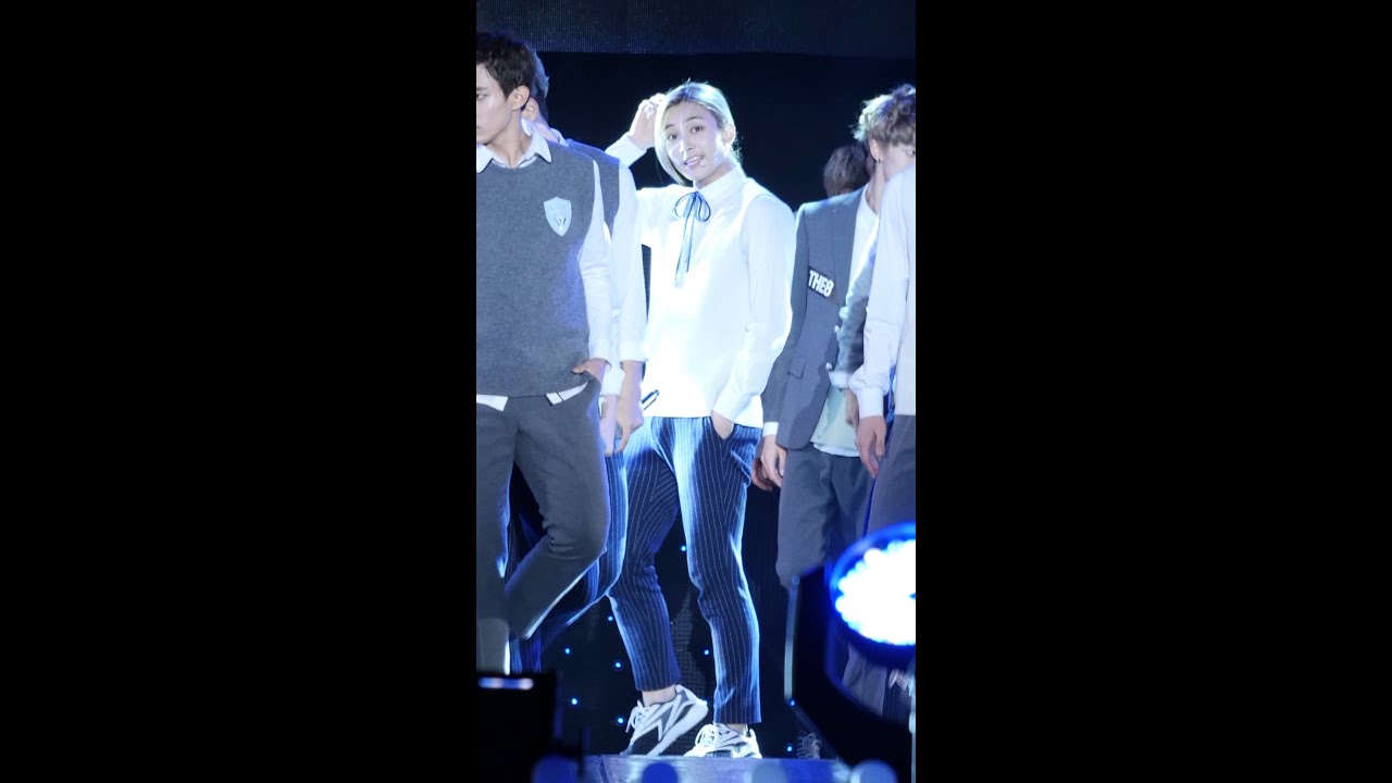 151006 시청 세븐틴(Seventeen) - 만세 정한 직캠