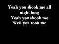 ACDC : You Shook Me All Night Long (Lyric)